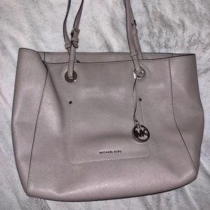 EUC Michael Kors tote